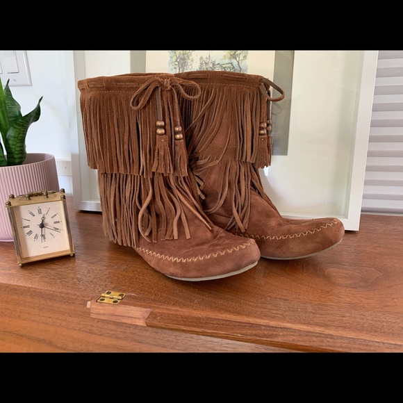 Leather fringe moccasin boot sz 11 - Picture 1 of 4